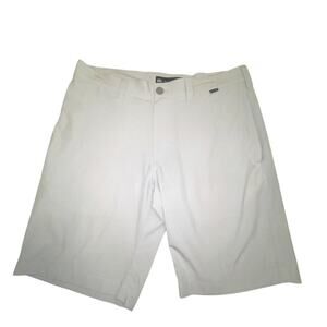 Travis Mathew Men's Tech Chino Golf Shorts Size 32
